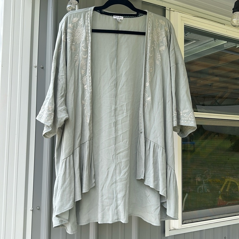 Dusty Green Embroidered shirt size M